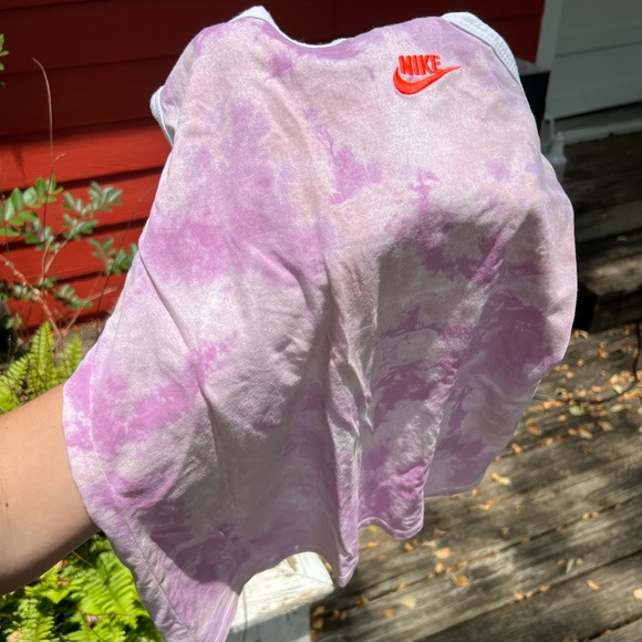 Nike Color Changing Tank - Picture 3 of 4